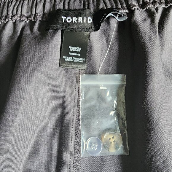 Torrid Plus-size Stretchy Linen Blend High Rise Gray Shorts with Pockets Size 24 - Picture 10 of 12